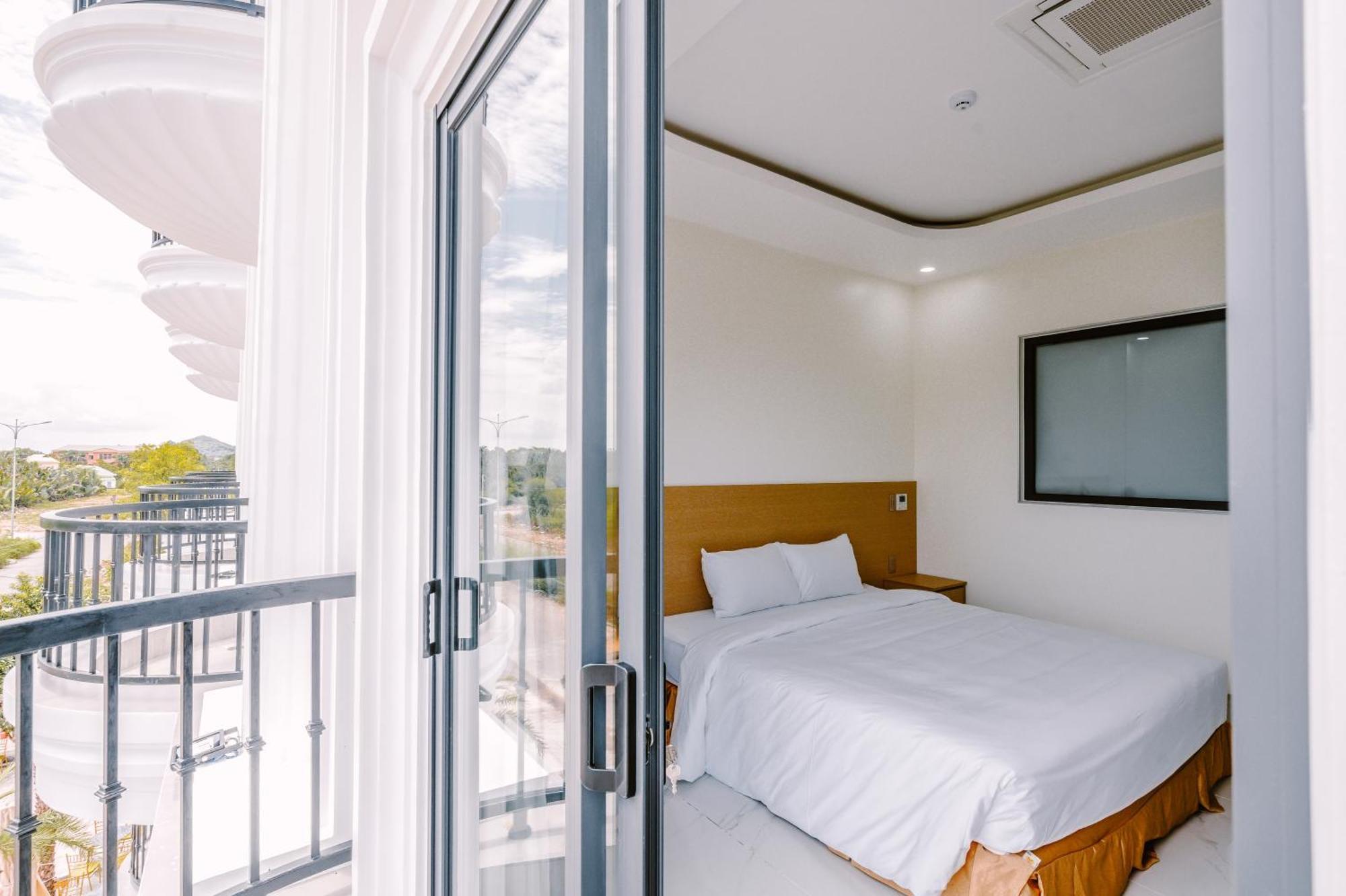 Sunrise Hotel Ha Tien Εξωτερικό φωτογραφία